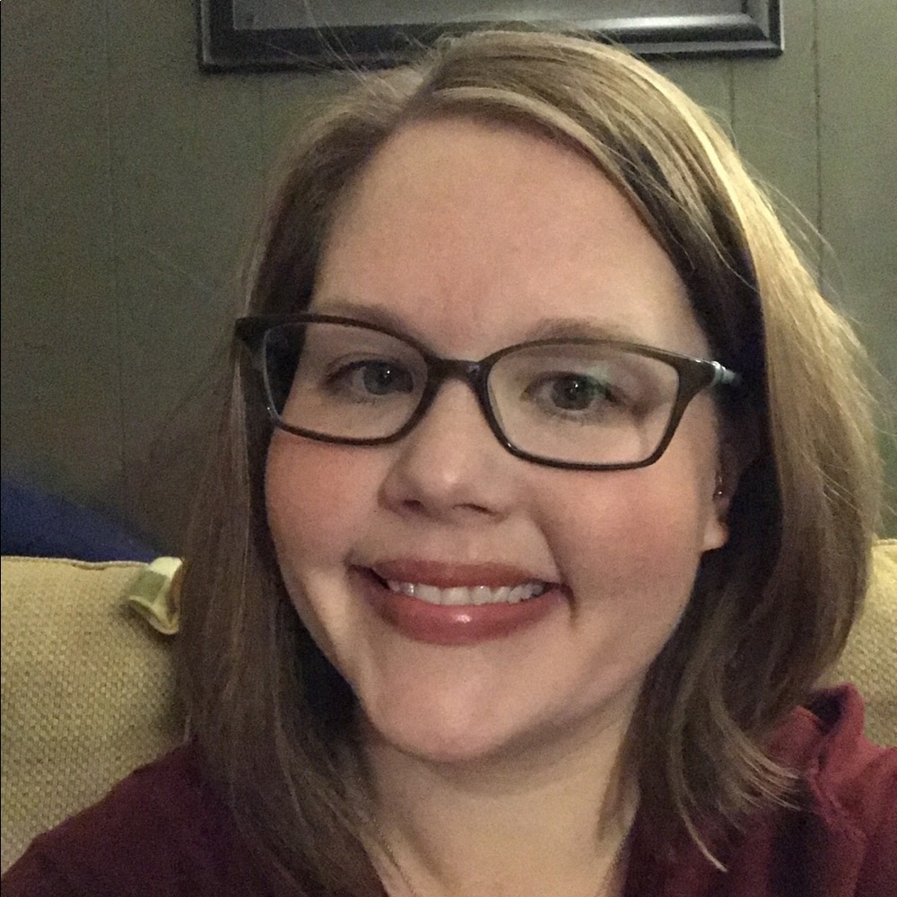 Meet your Posher, Lynette